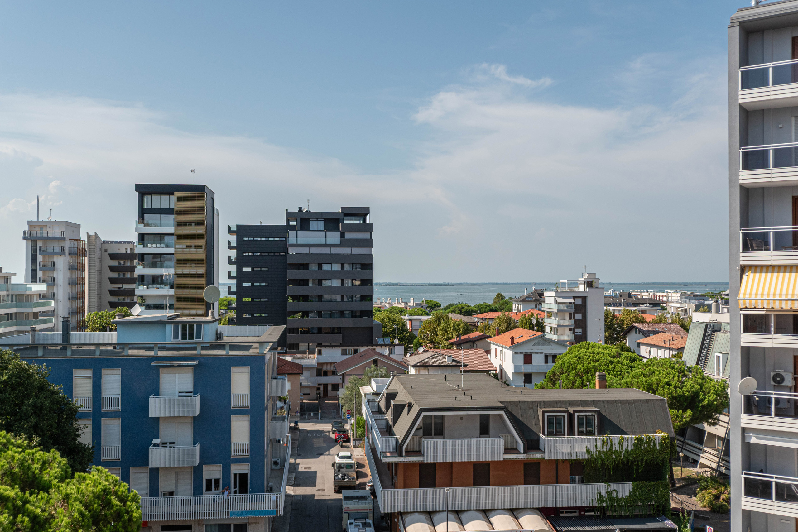 Vista verso la laguna dal bicamere in centro a Lignano Sabbiadoro